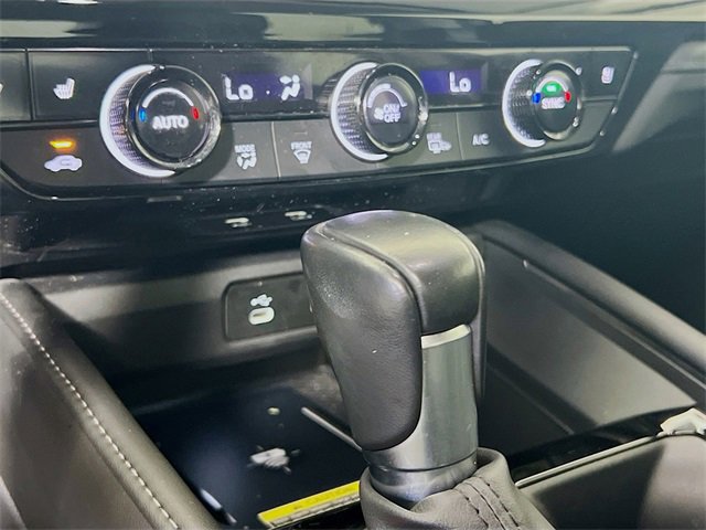 Used 2023 Honda Accord Touring image 14