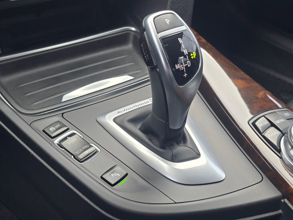 Used 2014 BMW ActiveHybrid 3 RWD image 39