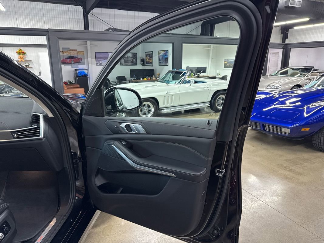 Used 2022 BMW X7 xDrive40i image 51