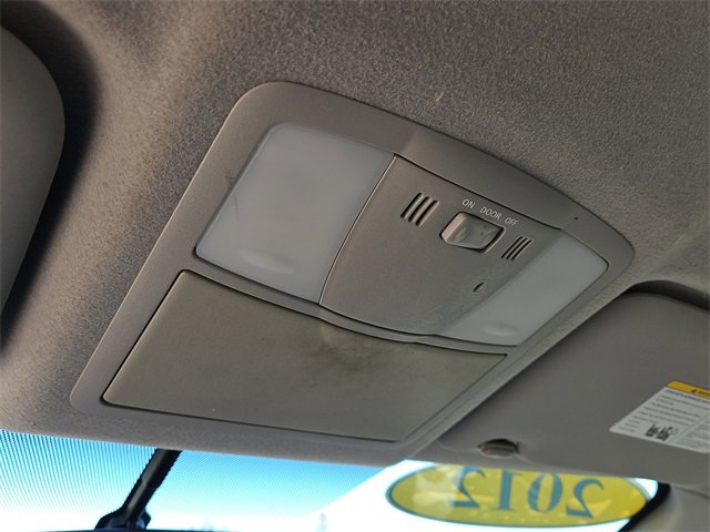 Used 2012 Nissan Leaf SL image 28