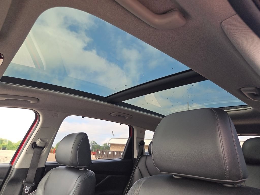 Used 2021 Hyundai Santa Fe Limited FWD image 8