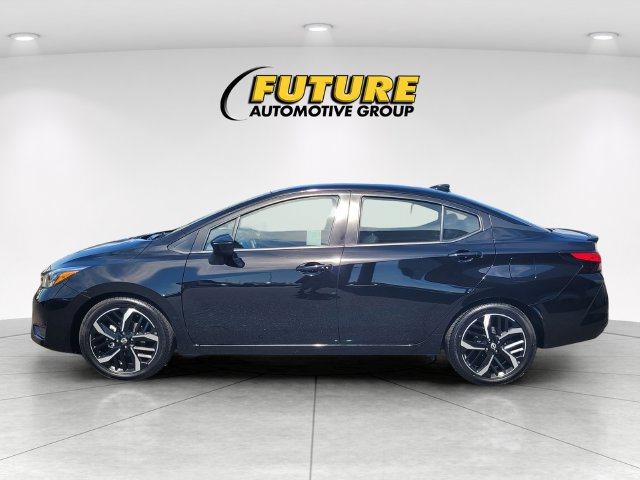 Certified 2024 Nissan Versa SR FWD image 6