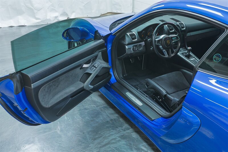 Used 2016 Porsche Cayman GT4 RWD image 49