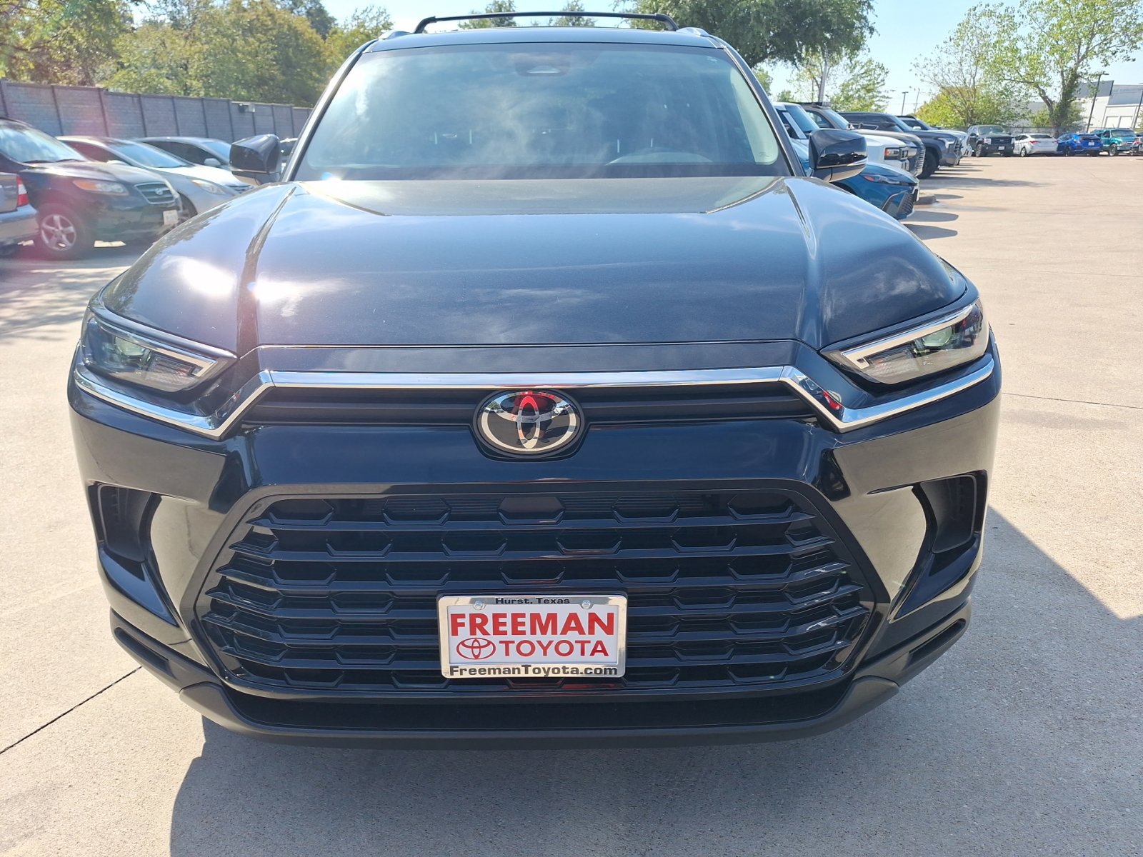 Used 2026 Toyota Grand Highlander AWD image 9