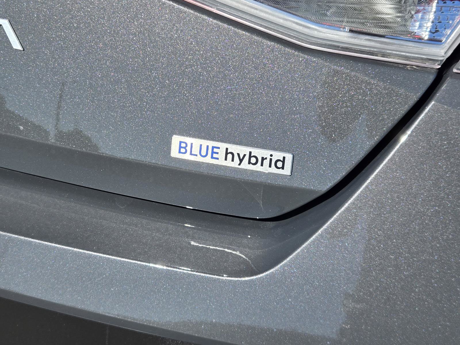 Used 2026 Hyundai Elantra Hybrid FWD image 36