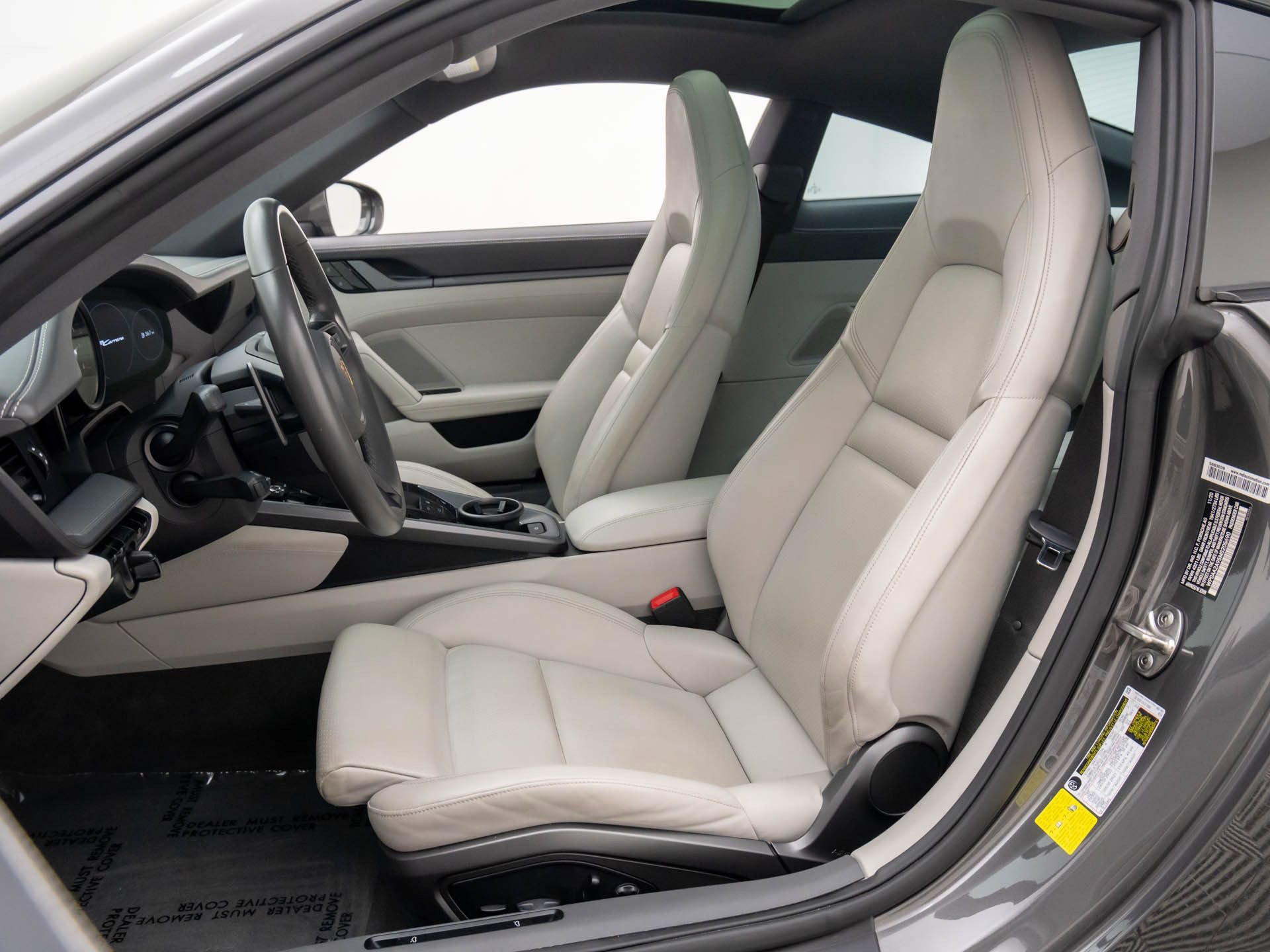 Used 2021 Porsche 911 Carrera image 5