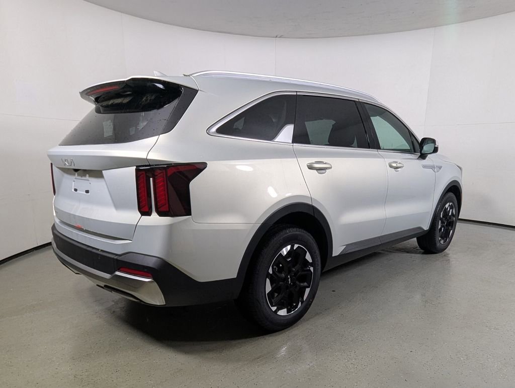 New 2026 Kia Sorento S FWD image 7