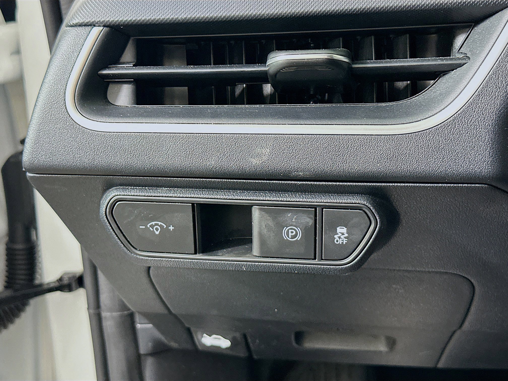 Used 2025 Kia K4 LXS image 16