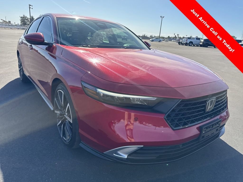 Used 2025 Honda Accord Touring image 1