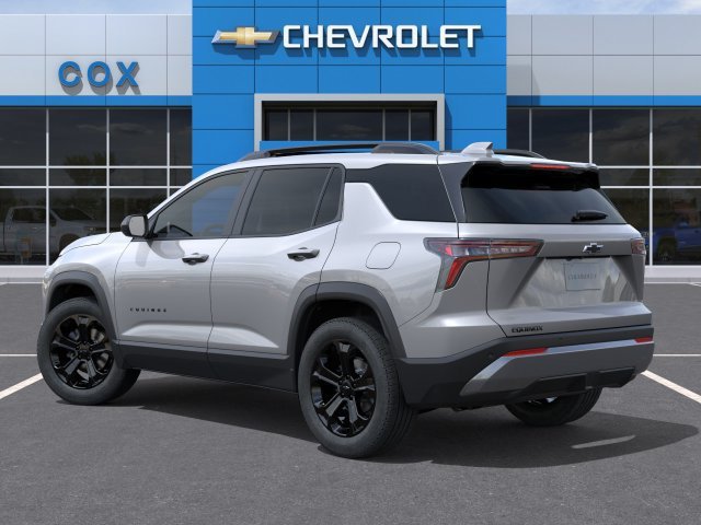 New 2027 Chevrolet Equinox LT FWD image 3