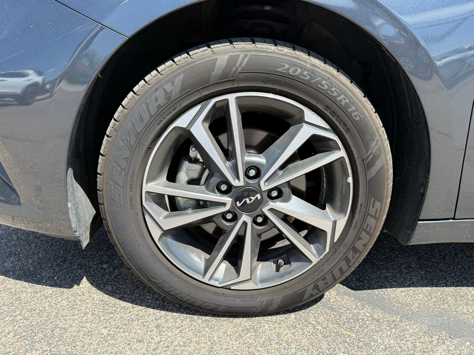 Used 2024 Kia Forte LXS FWD image 34