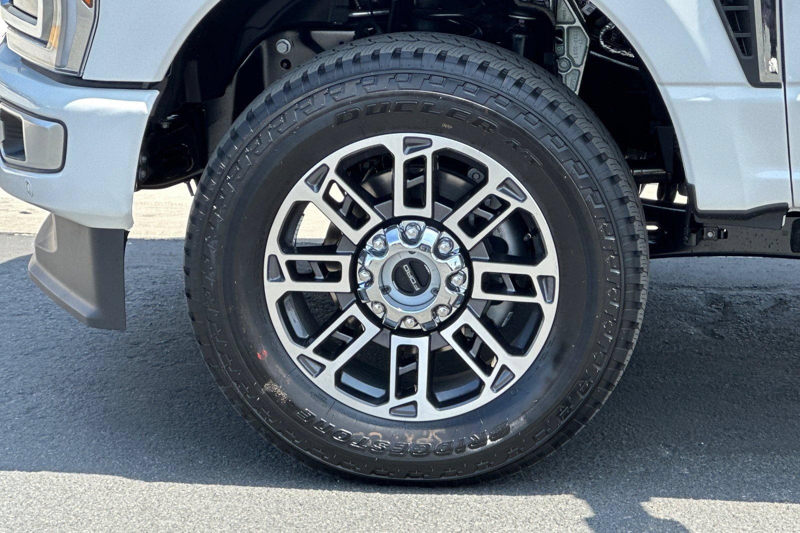 New 2026 Ford F250 Platinum w/ Platinum Plus Package AWD/4WD image 24