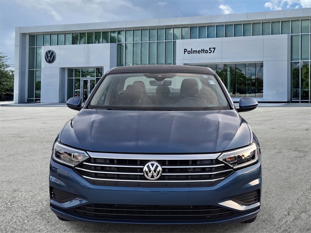 Used 2021 Volkswagen Jetta SEL image 2