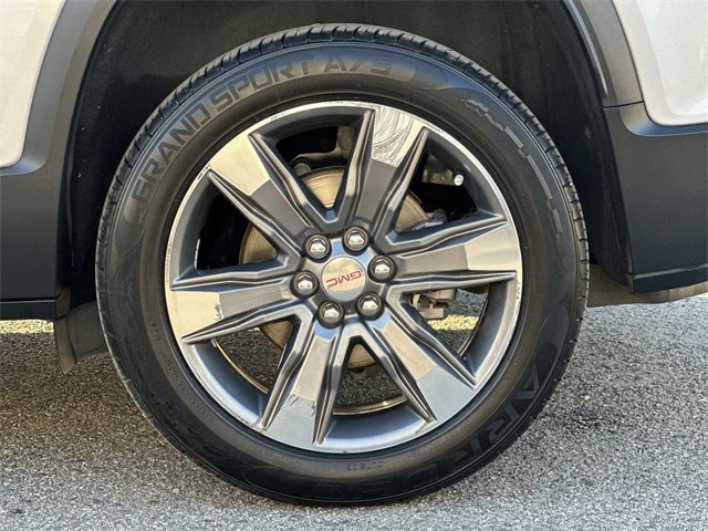 Used 2019 GMC Acadia SLT image 32