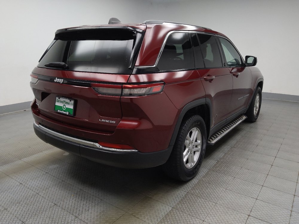 Used 2023 Jeep Grand Cherokee Laredo w/ Luxury Tech Group I AWD/4WD image 9
