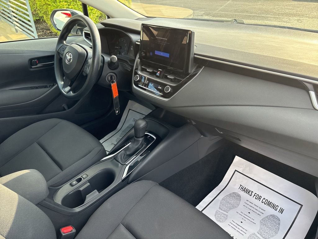 Used 2023 Toyota Corolla LE image 12