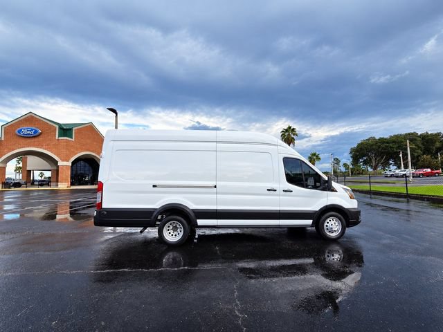 Certified 2024 Ford Transit 350 148 High Roof Extended DRW RWD image 4