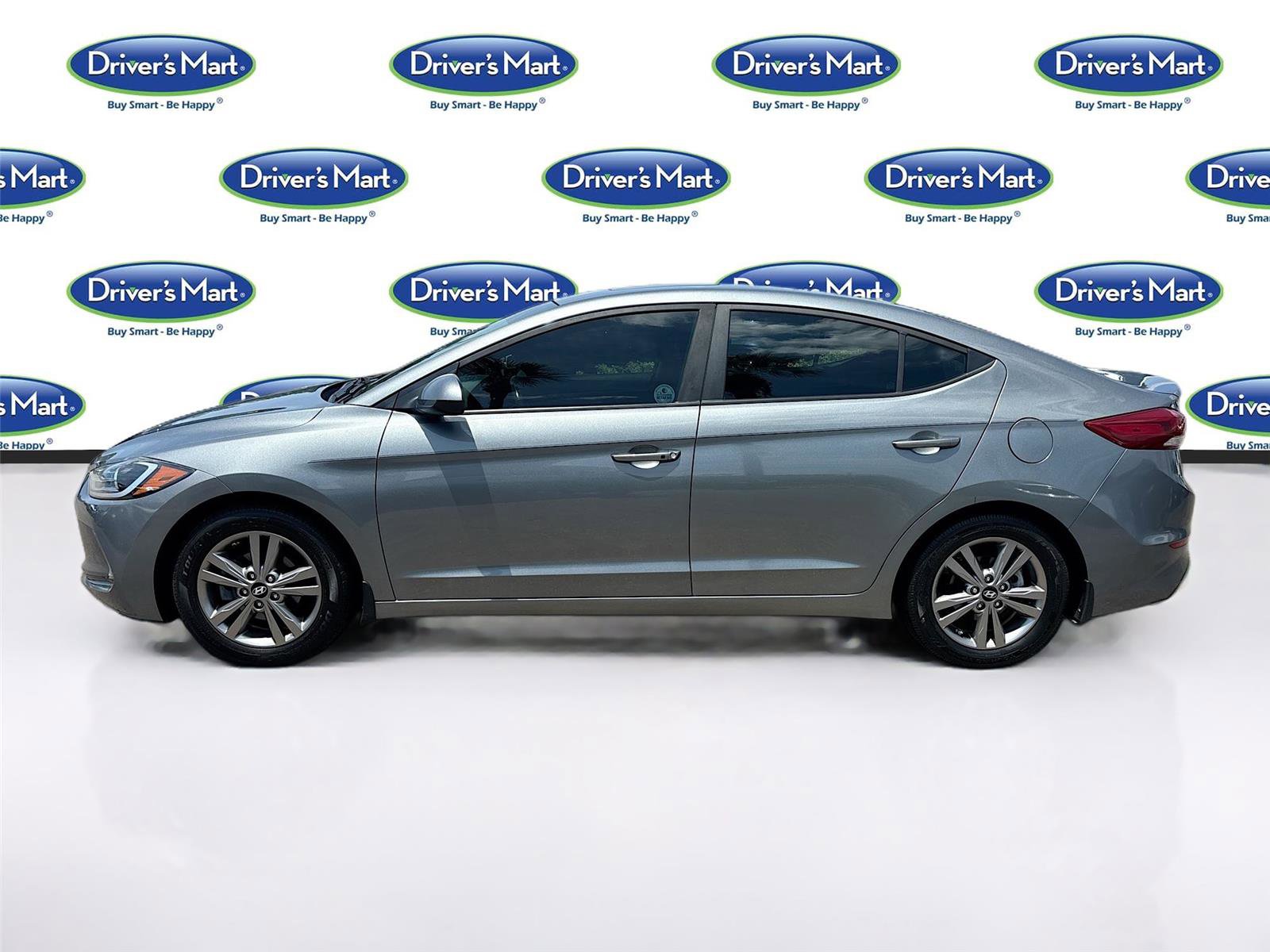 Used 2018 Hyundai Elantra Value Edition FWD image 4