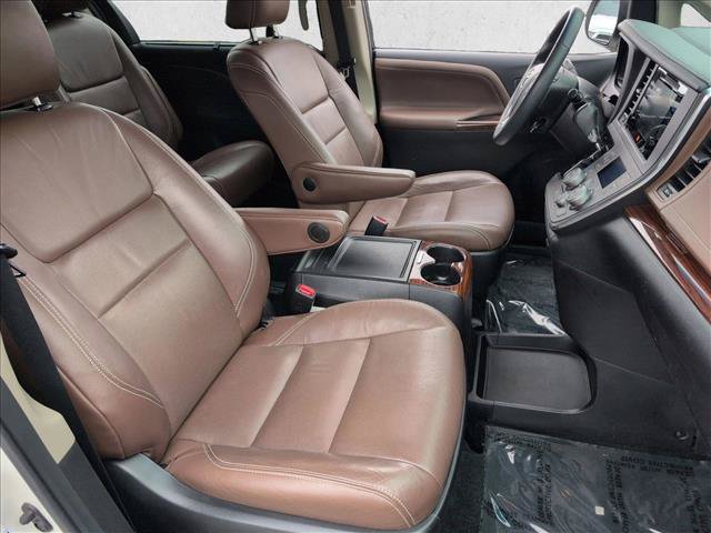 Used 2016 Toyota Sienna Limited Premium AWD/4WD image 25