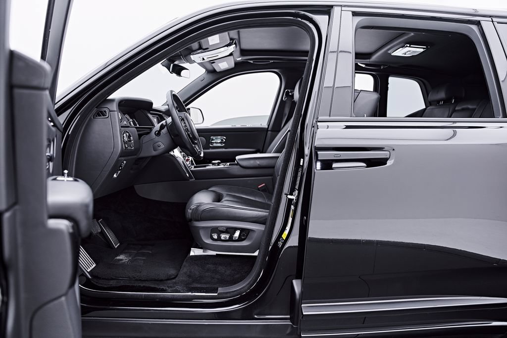 Used 2020 Rolls-Royce Cullinan AWD/4WD image 43