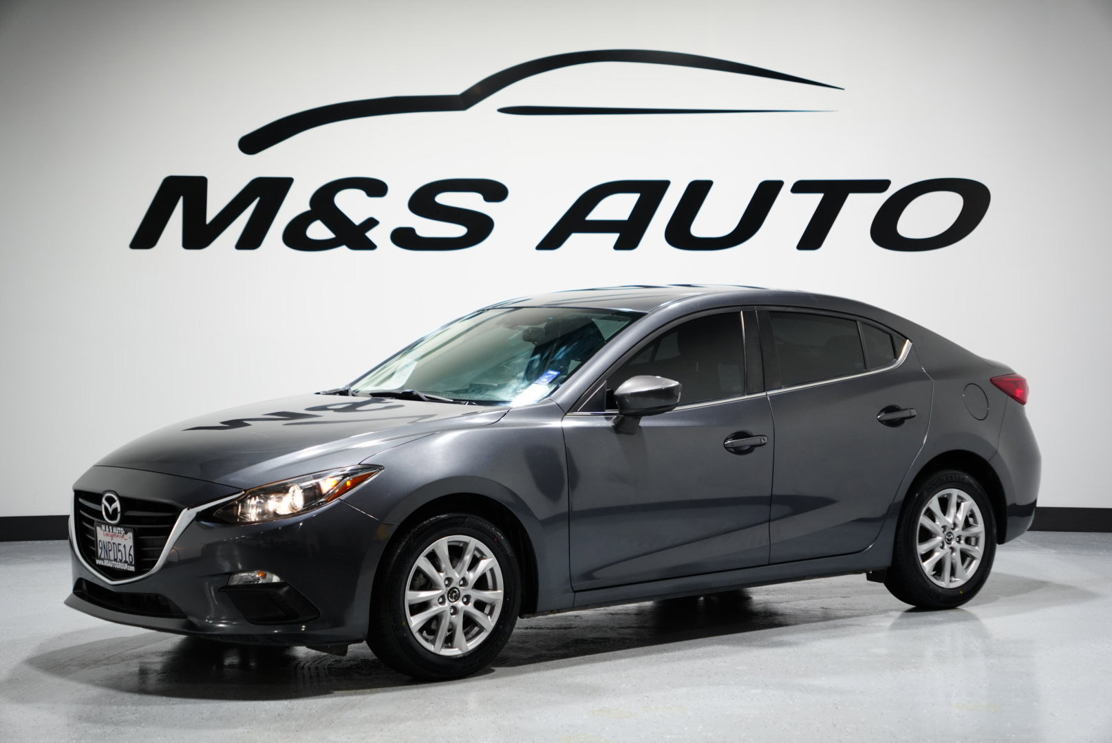 Used 2016 MAZDA MAZDA3 i Sport w/ Preferred Equipment Package image 4