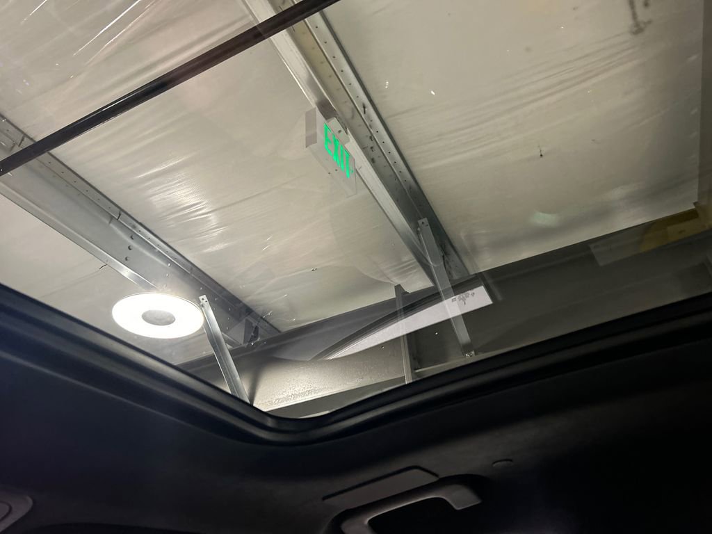 Used 2023 Lincoln Aviator Black Label w/ Dynamic Handling Package AWD/4WD image 29