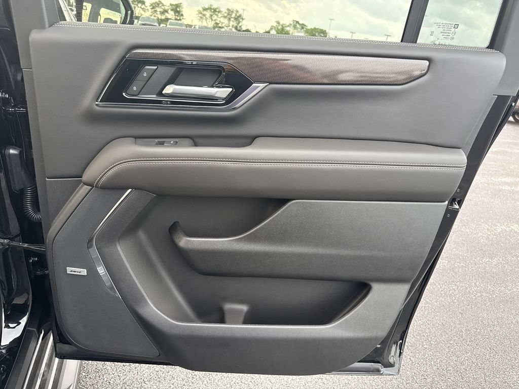 New 2026 GMC Yukon XL Elevation w/ Elevation Premium Package AWD/4WD image 37