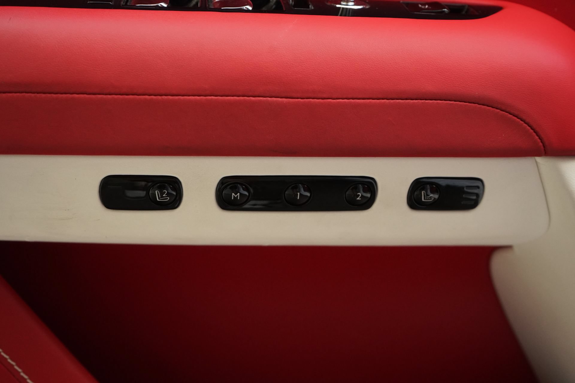 Used 2022 Rolls-Royce Ghost Extended Wheelbase AWD/4WD image 37