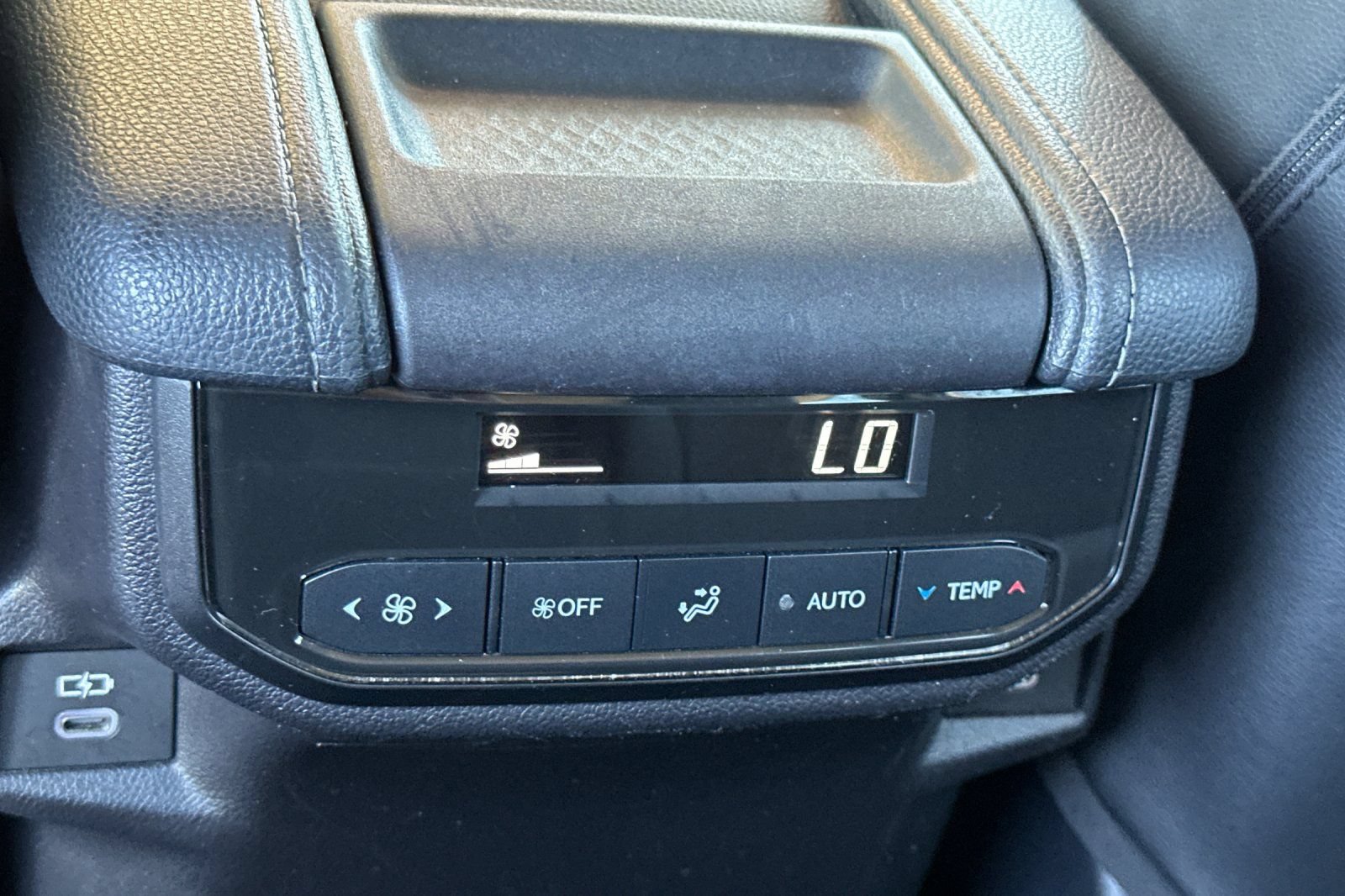Certified 2025 Toyota Grand Highlander AWD image 16