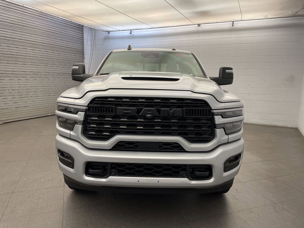 New 2026 RAM 3500 Limited image 9