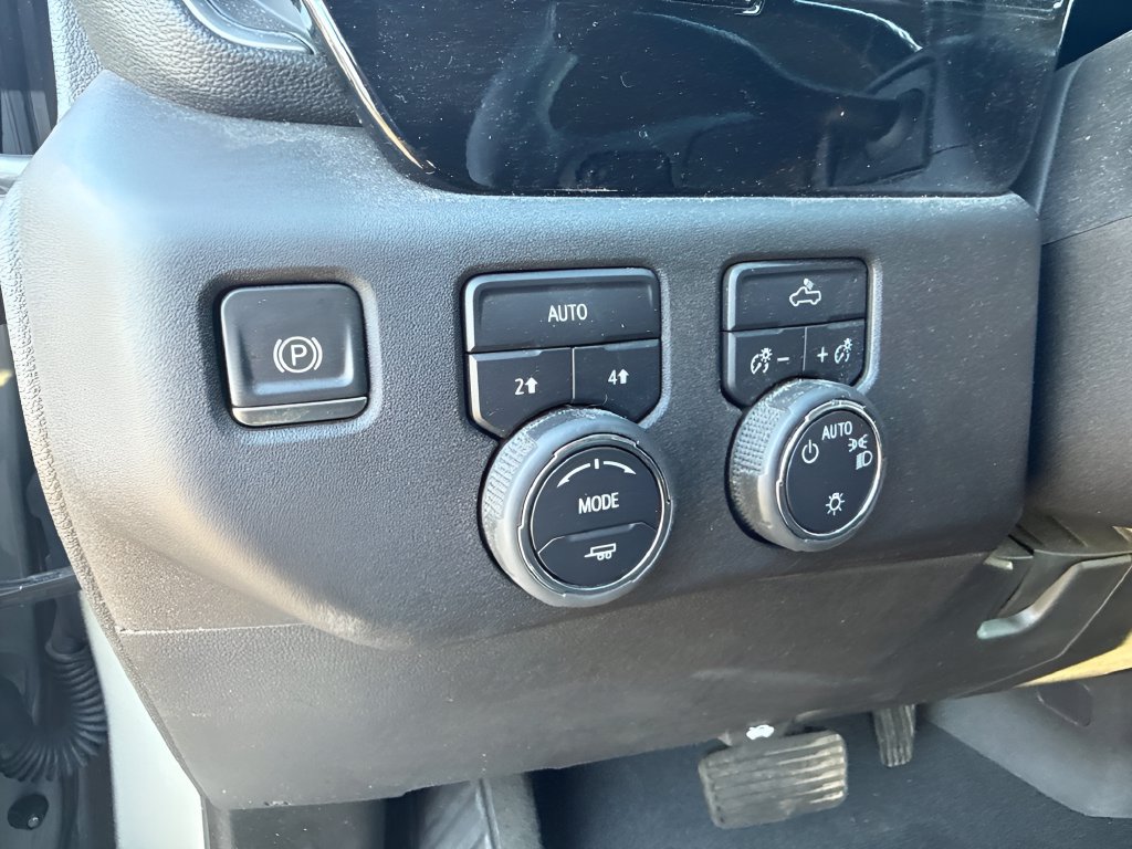 Used 2024 Chevrolet Silverado 1500 LT AWD/4WD image 12