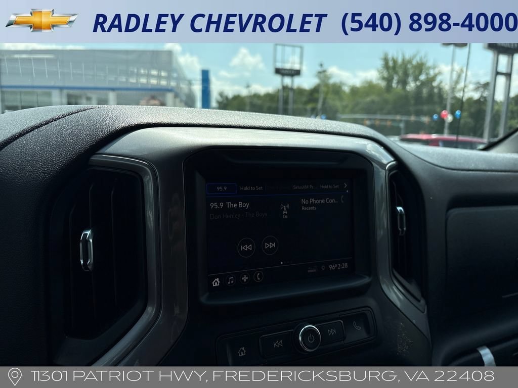 Used 2021 Chevrolet Silverado 1500 Custom AWD/4WD image 7