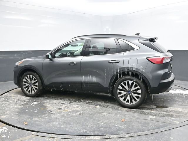 Used 2022 Ford Escape Titanium image 4