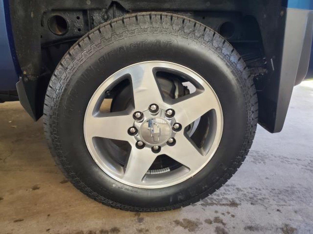 Used 2015 Chevrolet Silverado 2500 LTZ w/ Duramax Plus Package image 5