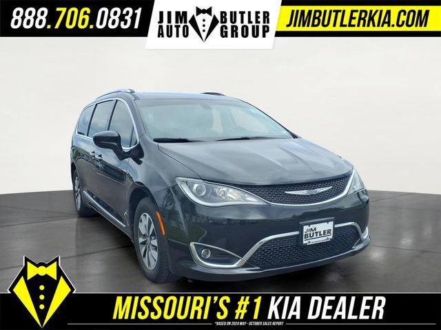 Used 2020 Chrysler Pacifica Touring-L Plus FWD image 27