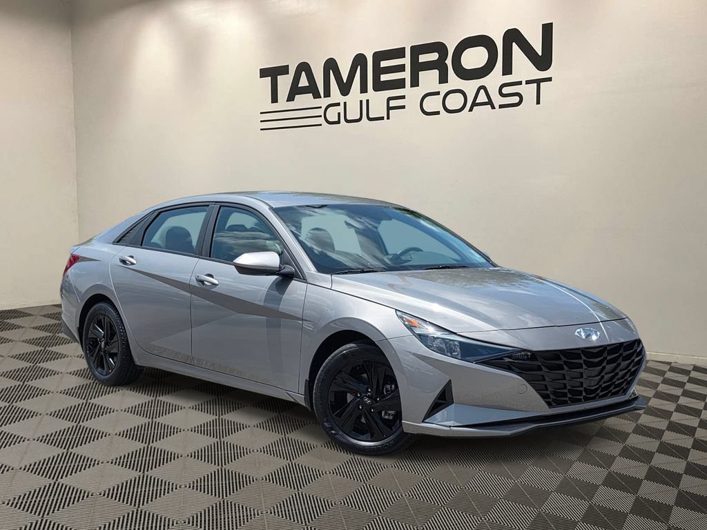 Used 2023 Hyundai Elantra SEL