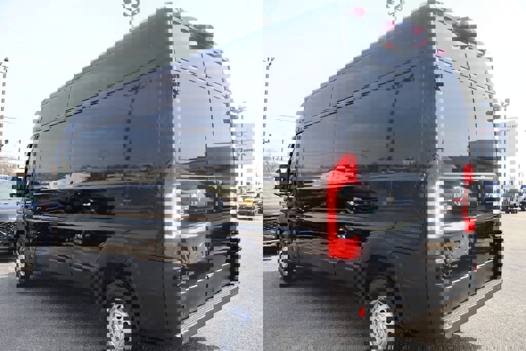 Used 2021 RAM ProMaster 2500 image 4