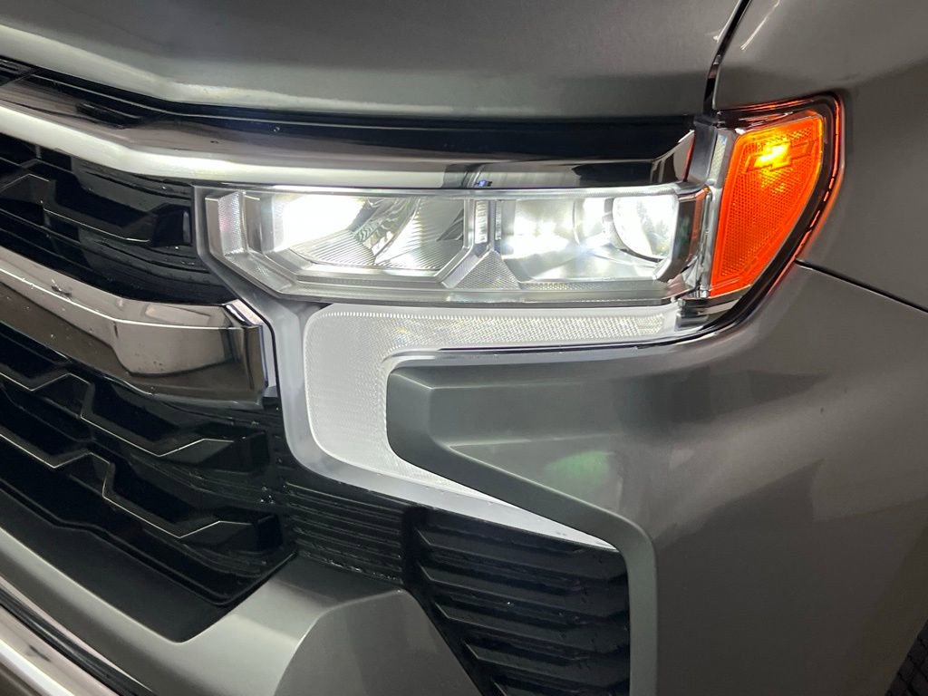 New 2026 Chevrolet Silverado 1500 LT image 17