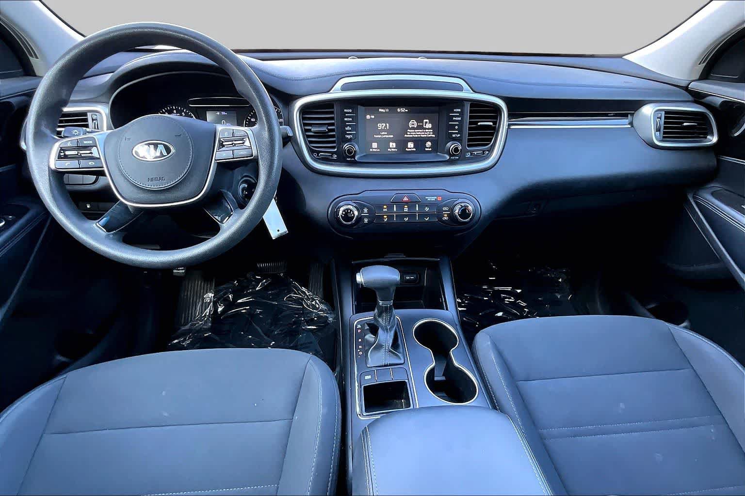 Used 2019 Kia Sorento L FWD image 15