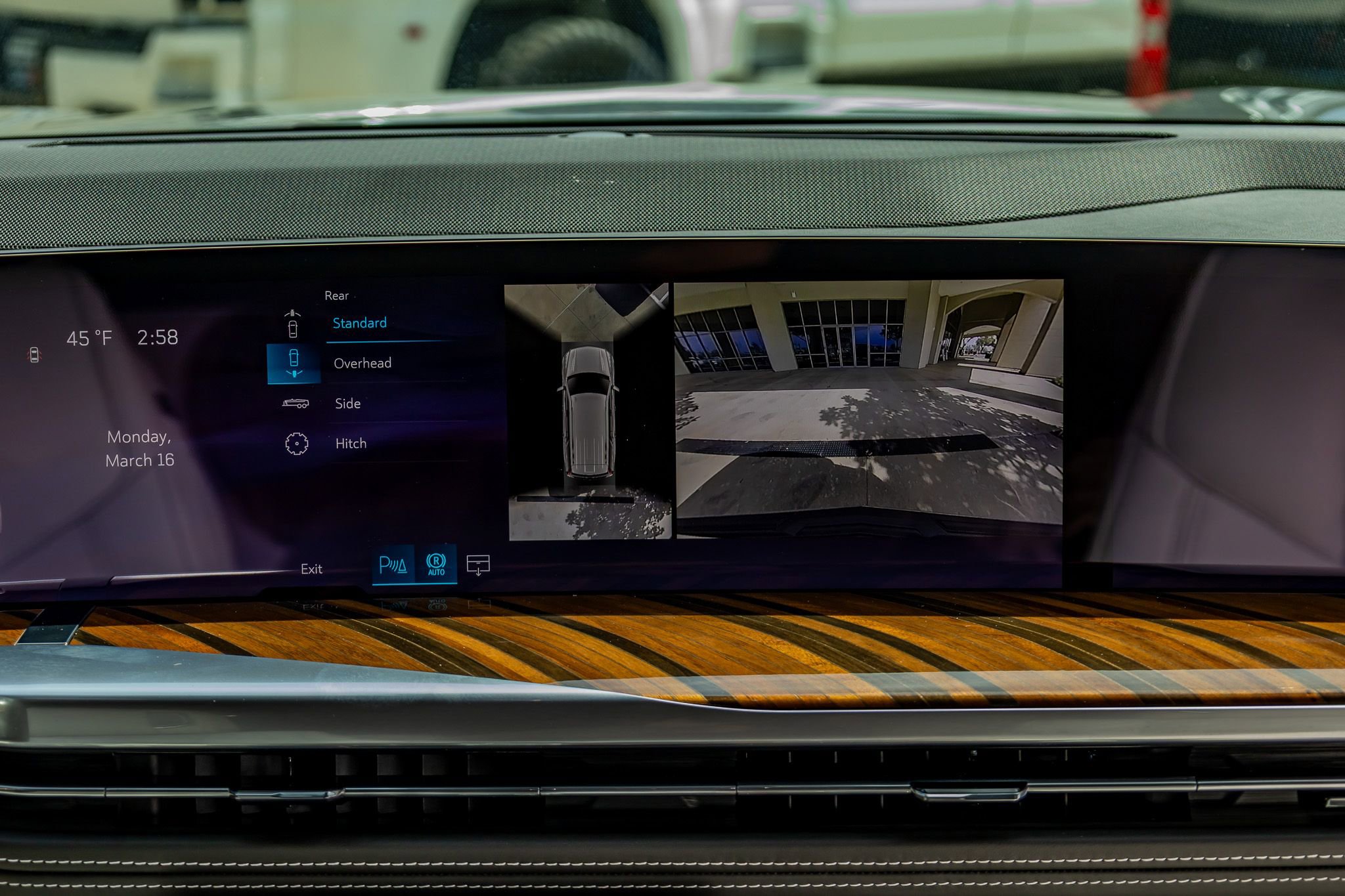 Used 2026 Cadillac Escalade Platinum Sport w/ LPO, ONYX Package image 26