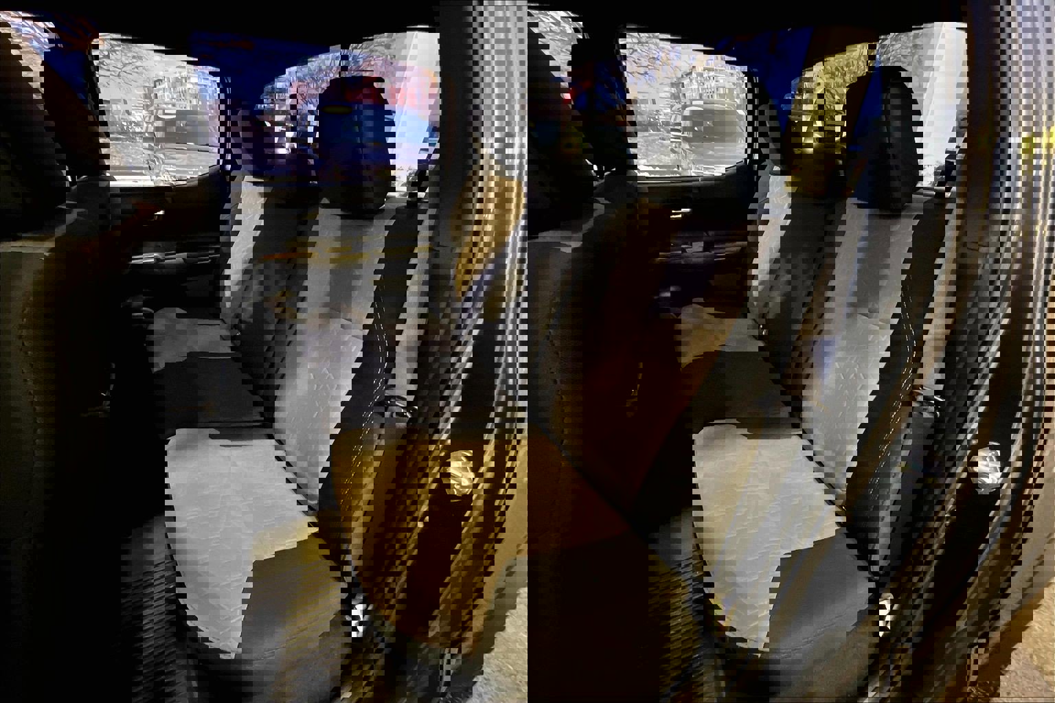 Used 2022 Toyota Tacoma TRD Off-Road image 24