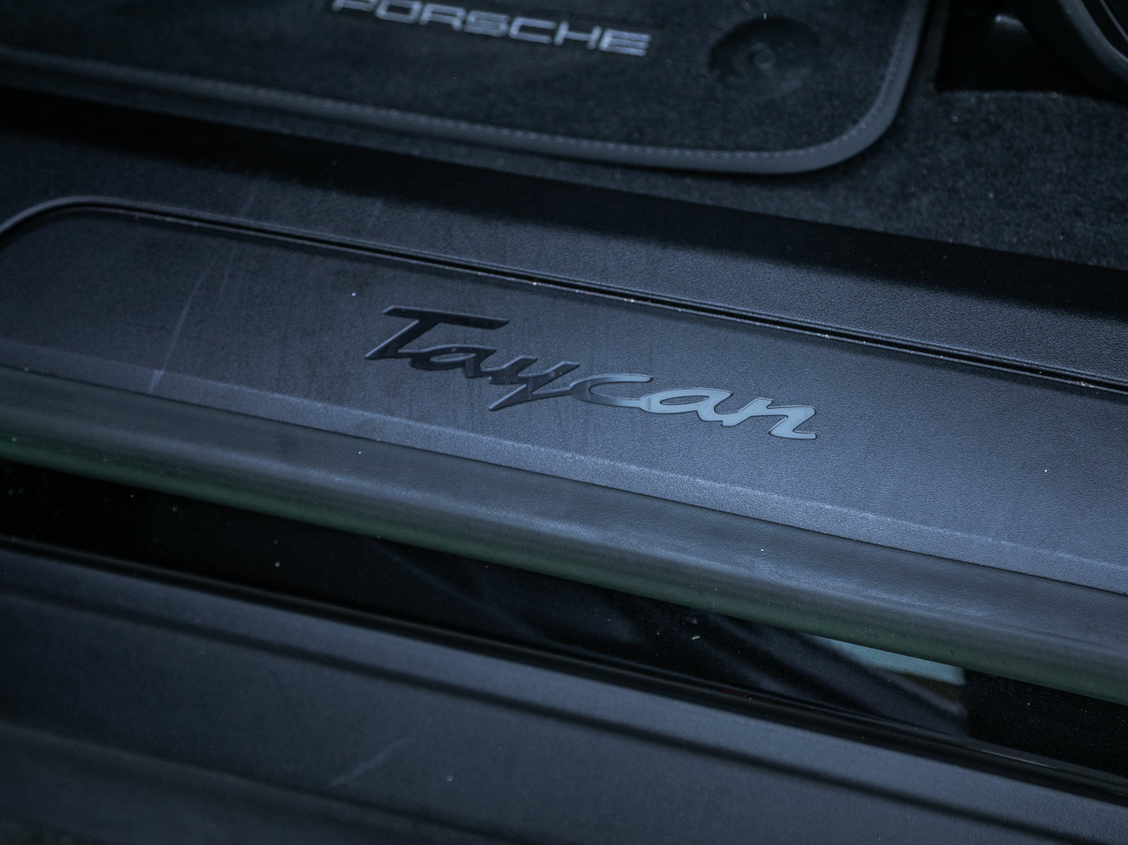Certified 2023 Porsche Taycan RWD image 18