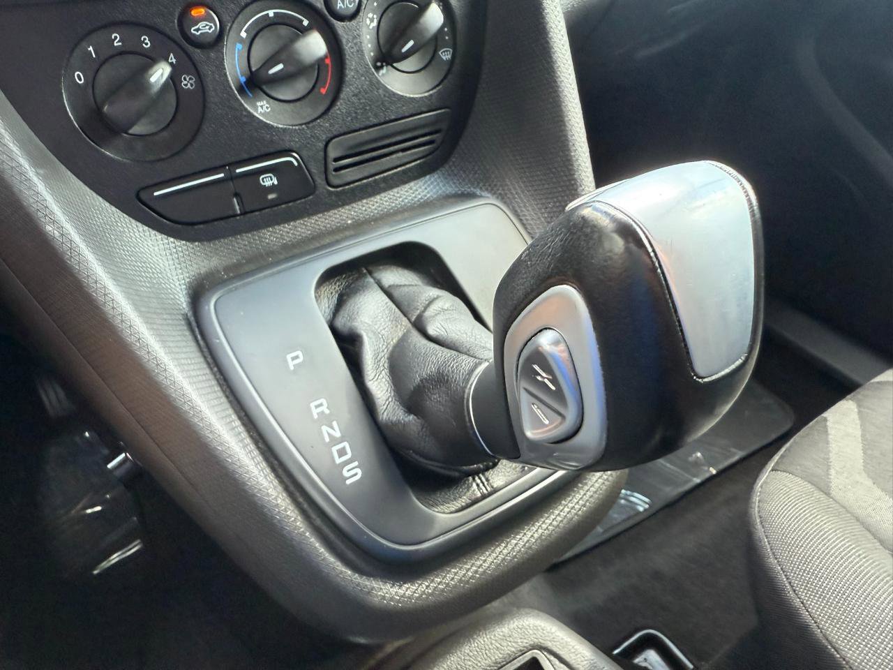 Used 2016 Ford Transit Connect XLT FWD image 34
