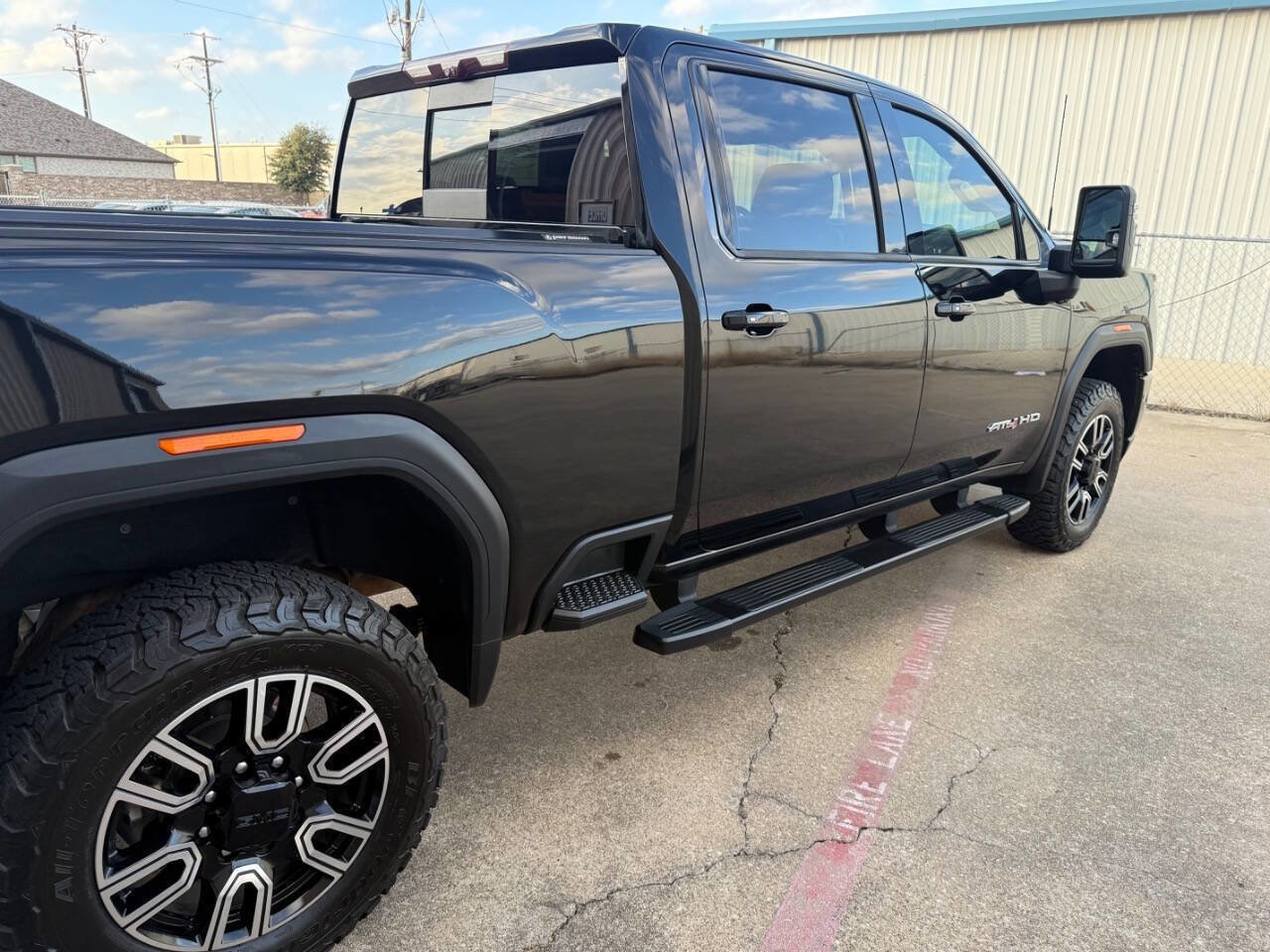 Used 2020 GMC Sierra 2500 AT4 w/ AT4 Premium Package image 42