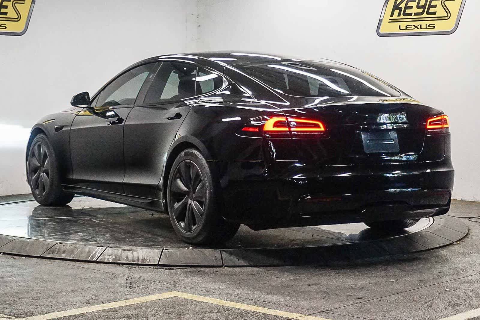 Used 2023 Tesla Model S AWD/4WD image 2