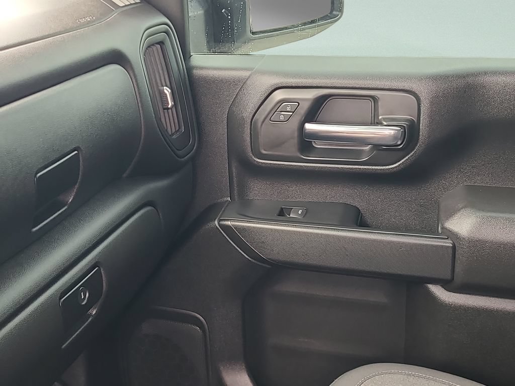 Used 2024 Chevrolet Silverado 2500 Custom w/ Custom Value Package AWD/4WD image 14