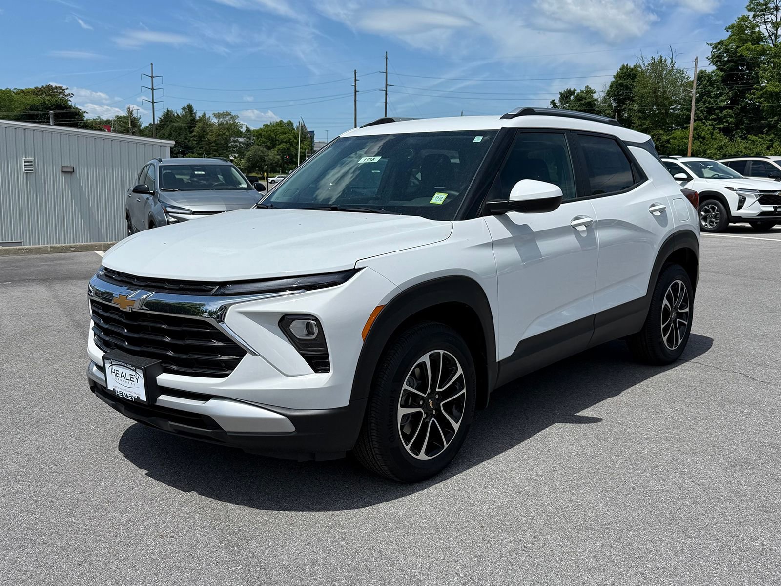New 2026 Chevrolet TrailBlazer LT w/ Convenience Package AWD/4WD image 3