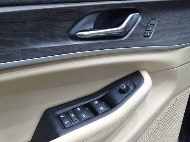 Used 2024 Jeep Grand Cherokee Limited image 17