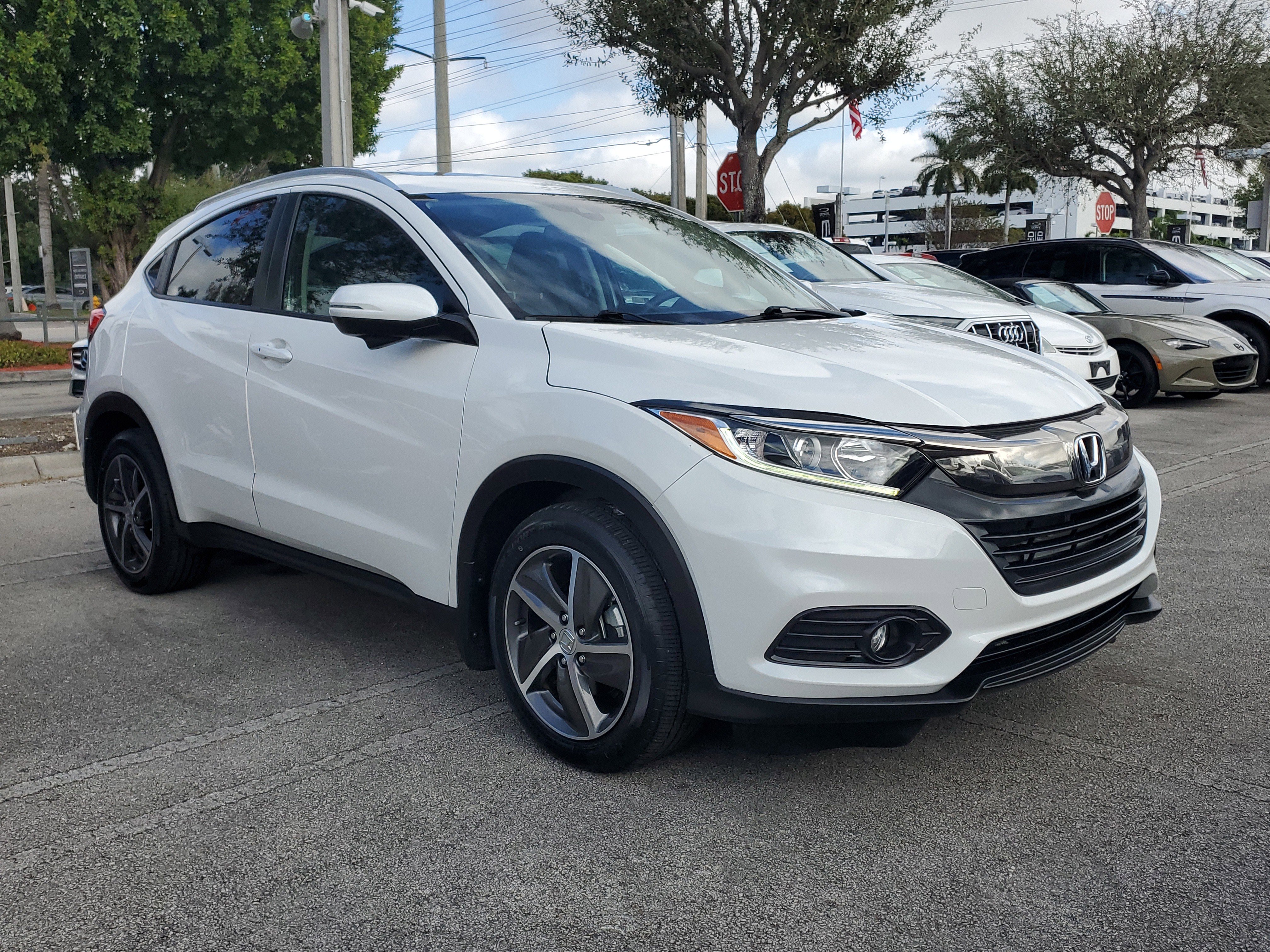 Used 2021 Honda HR-V EX-L image 25