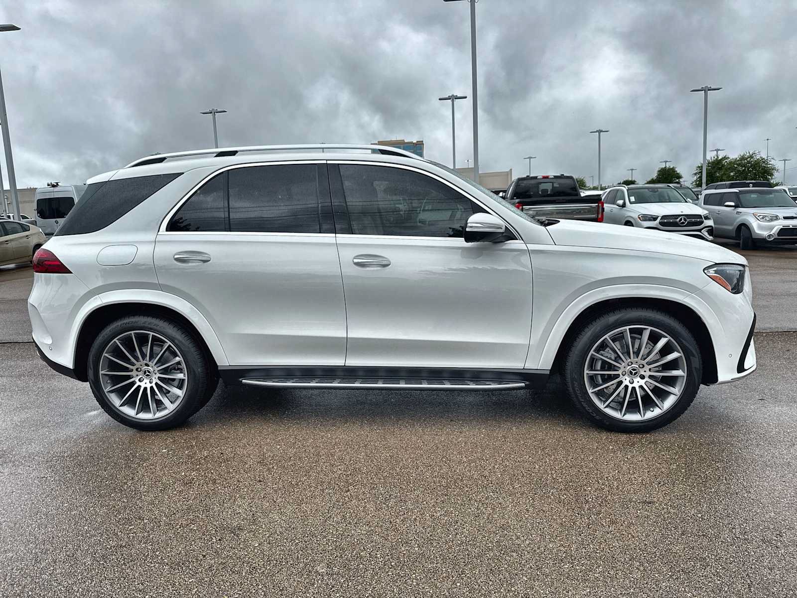 New 2026 Mercedes-Benz GLE 350 4MATIC image 10